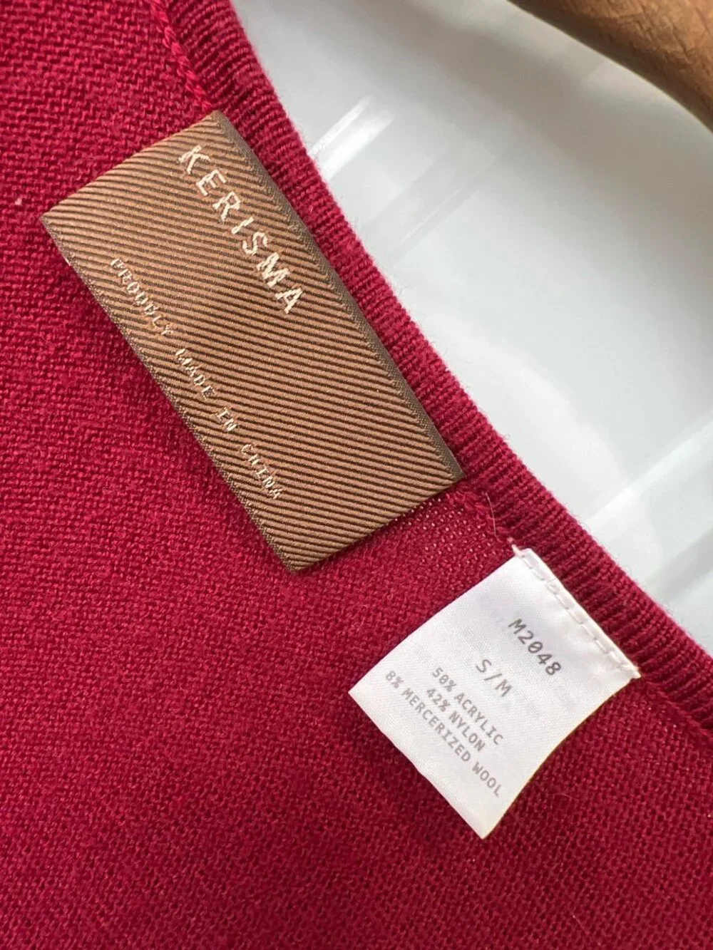 Kerisma Raven Top Size Small/Medium V Neck 3/4 Sleeve Pullover Cozy Knit Cherry